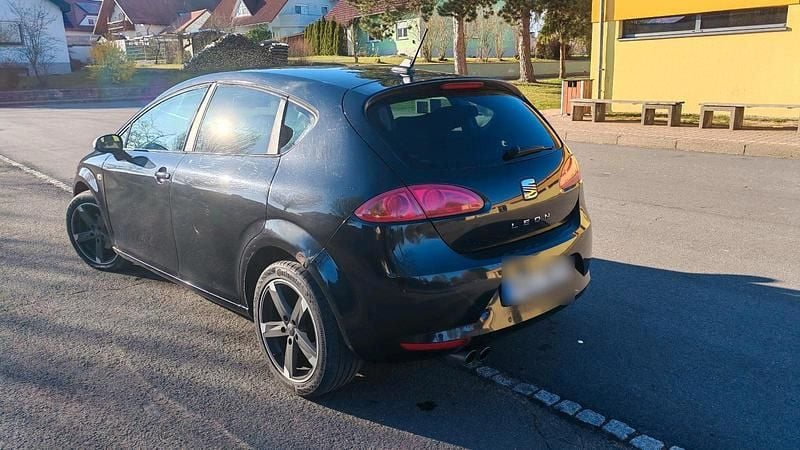 Gebraucht Seat Leon FR 140 PS (102 kW) 2008 Schwarz Kleinwagen