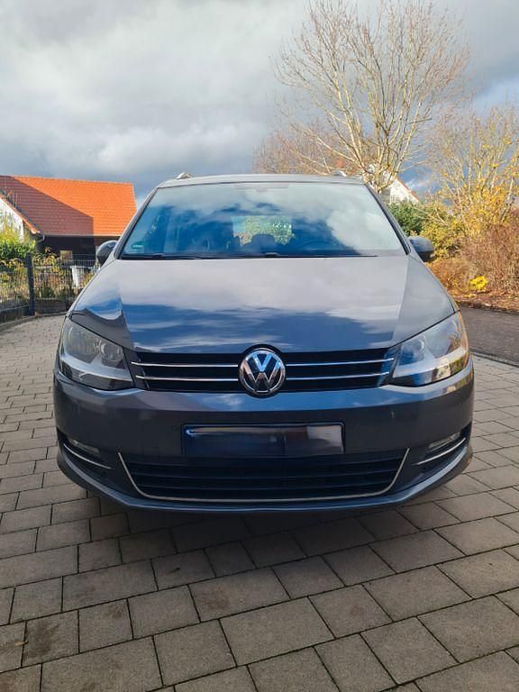 Gebraucht VW Sharan Highline 150 PS (110 kW) 2016 Grau Van / Kleinbus