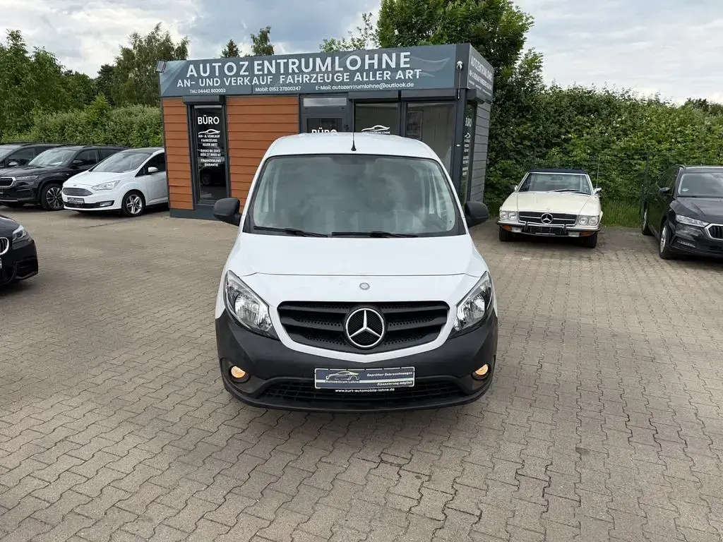 Gebraucht Mercedes Citan 112 114 PS (83 kW) 2018 Weiß Van / Kleinbus