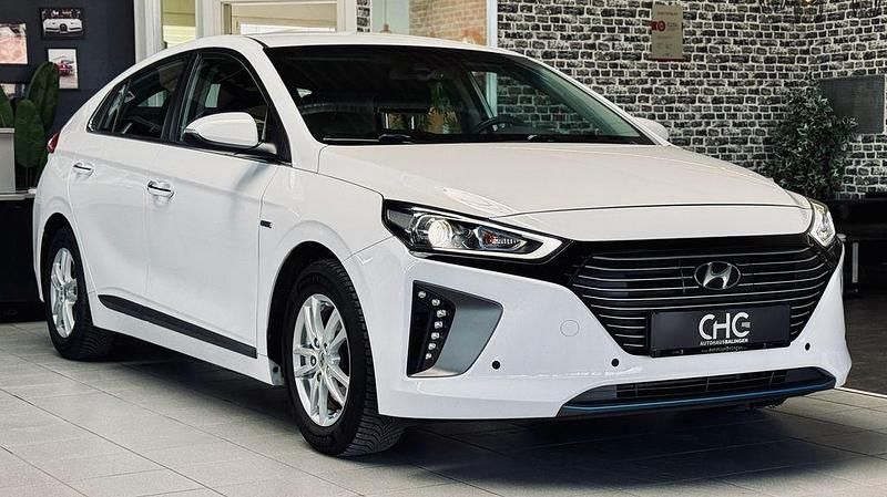 Gebraucht Hyundai Ioniq 141 PS (103 kW) 2019 Weiß Kleinwagen