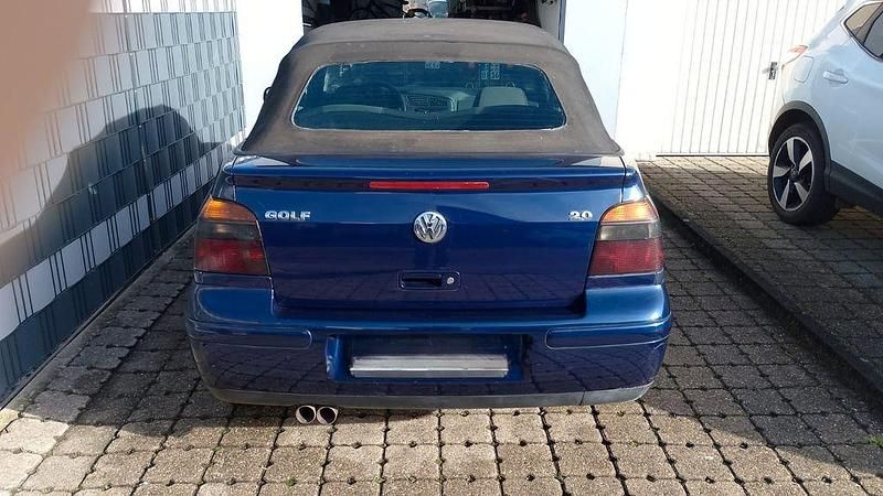 Gebraucht VW Golf Cabriolet 116 PS (85 kW) 2001 Blau Cabrio