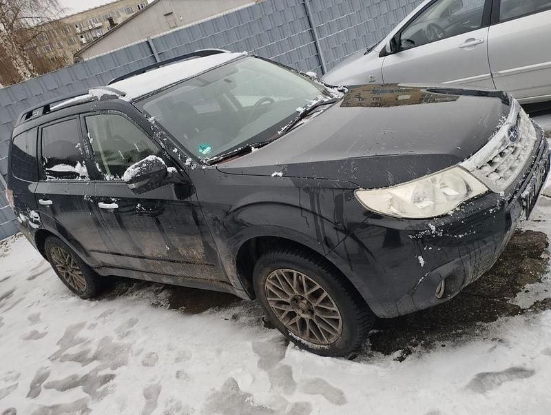 Gebraucht Subaru Forester Exclusive+ 150 PS (110 kW) 2013 Schwarz SUV