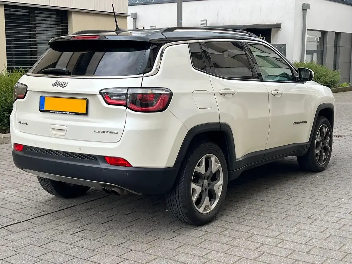 Gebraucht Jeep Compass Limited 170 PS (125 kW) 2018 Weiß SUV