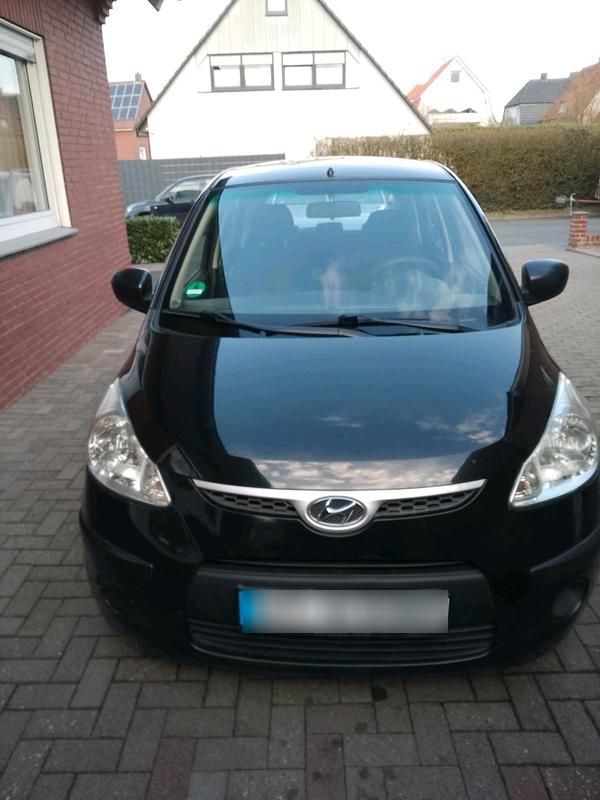 Gebraucht Hyundai i10 67 PS (49 kW) 2009 Schwarz Kleinwagen