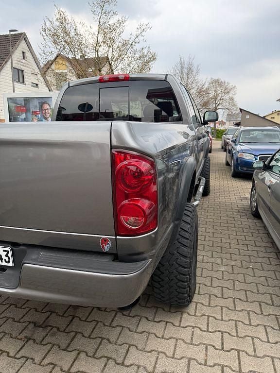 Gebraucht Dodge Ram 345 PS (253 kW) 2008 Grau Pickup