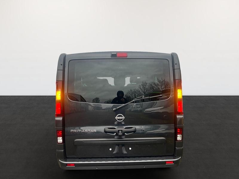Gebraucht Nissan Primastar Tekna 170 PS (125 kW) 2024 Grey comete java Van / Kleinbus