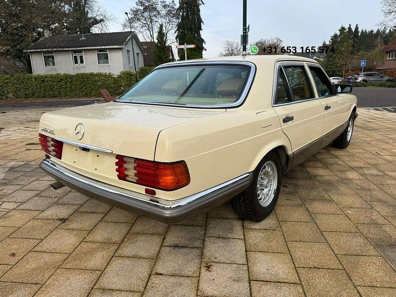 Gebraucht Mercedes 380 204 PS (150 kW) 1983 Gelb Limousine