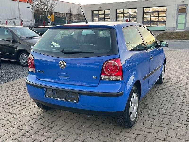 Gebraucht VW Polo 80 PS (58 kW) 2007 Blau Kleinwagen