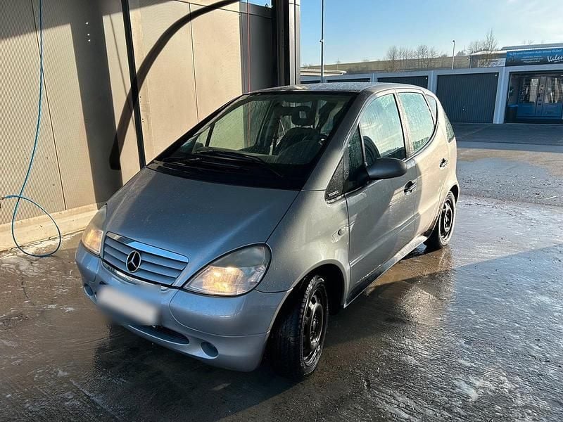 Gebraucht Mercedes A160 Elegance 102 PS (75 kW) 2000 Silber Kleinwagen