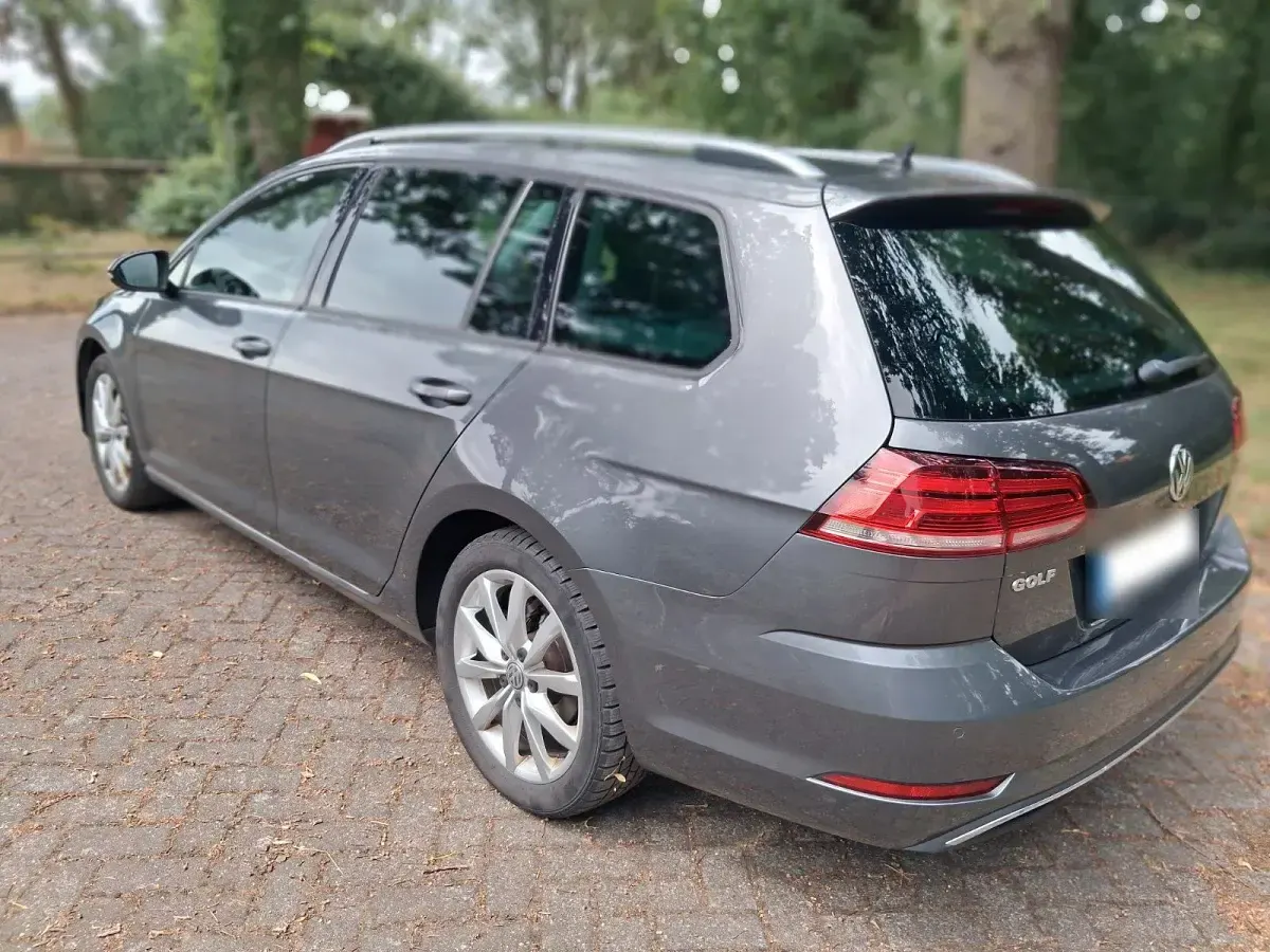 Gebraucht VW Golf VII Join 110 PS (80 kW) 2018 Grau Kombi