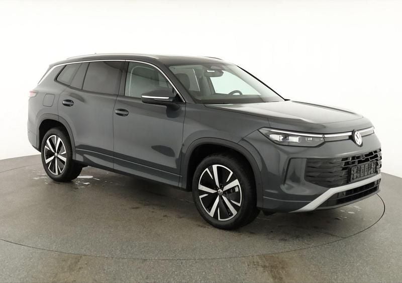 Neu VW Tayron Life 204 PS (150 kW) 2025 Delfingrau metallic SUV