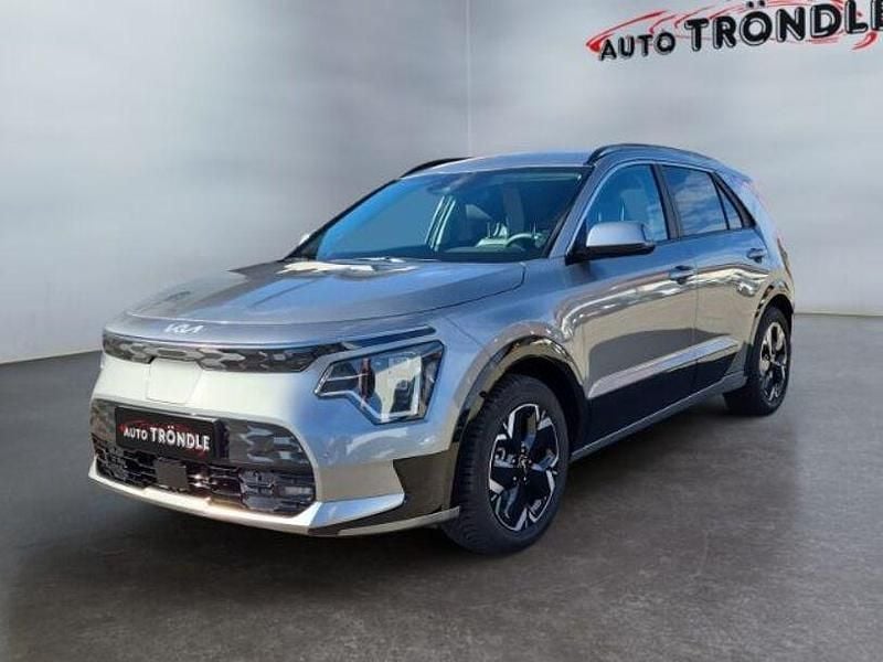 Grau Gebraucht 2024 Kia e-Niro Inspiration SUV | 29.840 € (Guter Preis) - Bild 1/3
