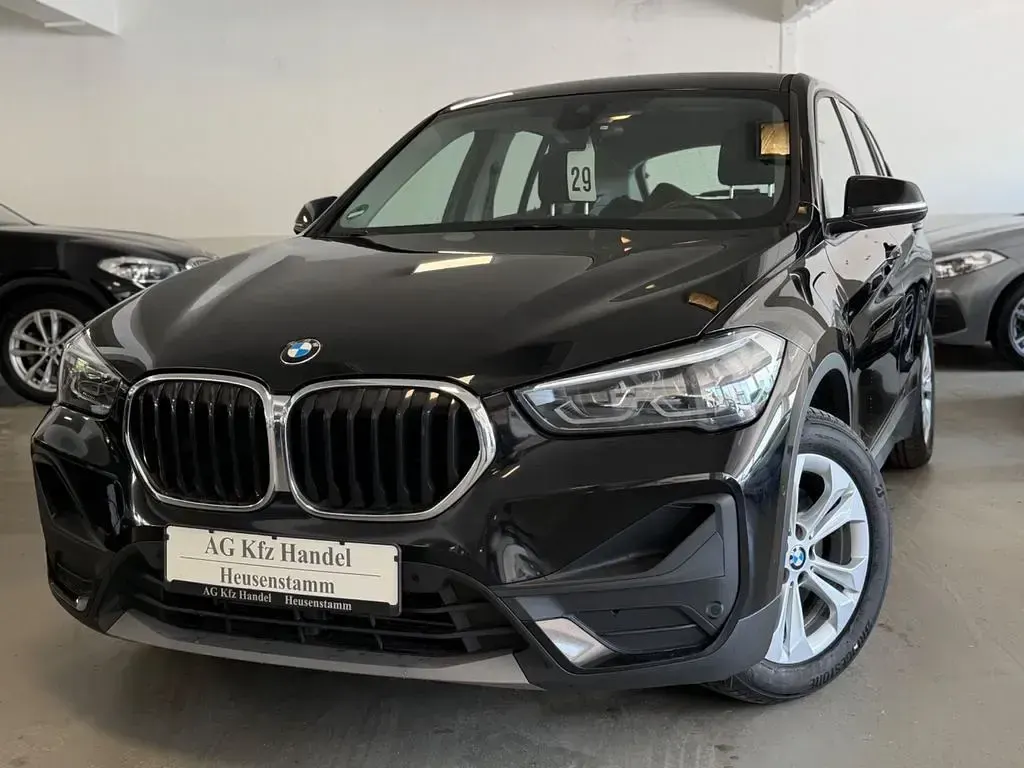 Gebraucht BMW X1 Advantage 125 PS (91 kW) 2021 Schwarz SUV