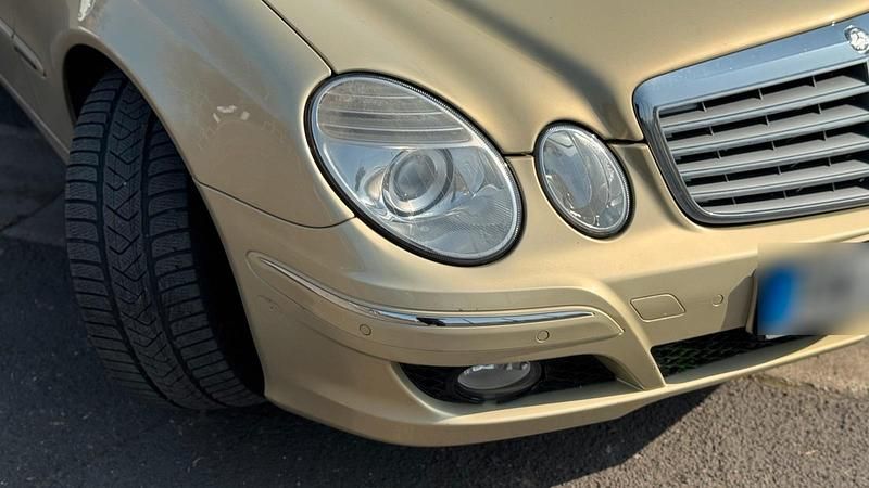 Usata Mercedes E280 224 CV (164 kW) 2006 Andere farben Berlina