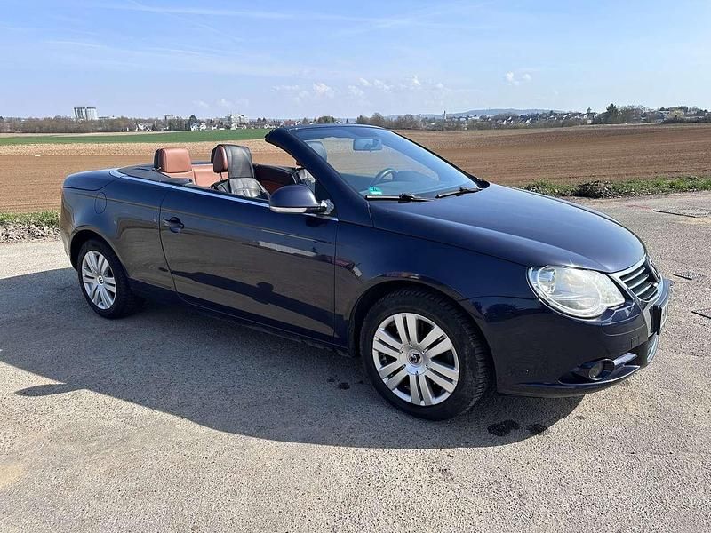 Gebraucht VW Eos Edition 140 PS (102 kW) 2007 Mitternachtsblau metallic Cabrio