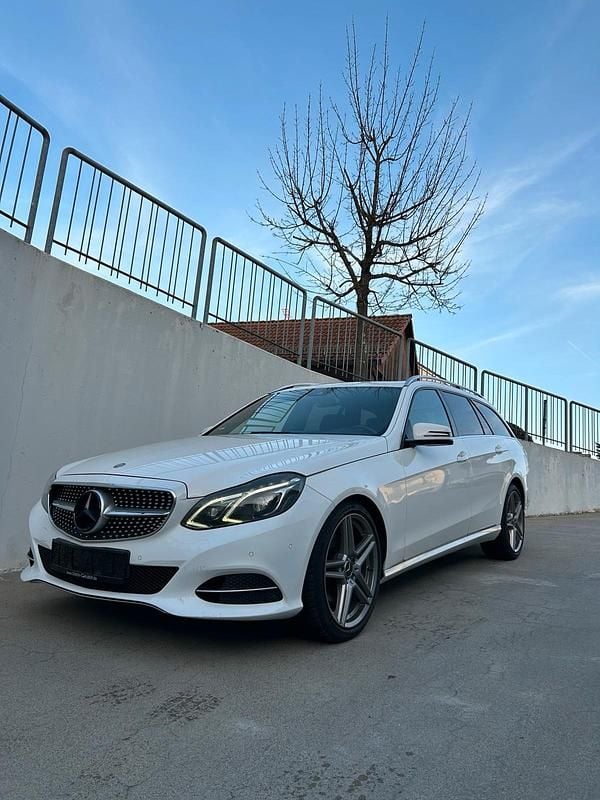 Gebraucht Mercedes E250 AMG line 204 PS (150 kW) 2014 Weiß Kombi