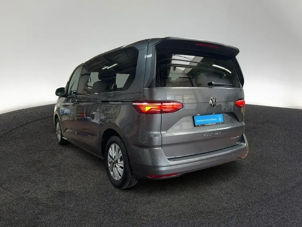 Gebraucht VW Multivan Basis 177 PS (130 kW) 2025 X3 indiumgrau metallic Van / Kleinbus