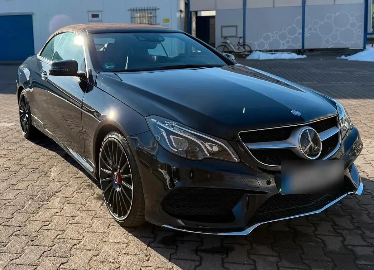Second-hand Mercedes E350 AMG line 252 CP (185 kW) 2013 Negru Cabrio