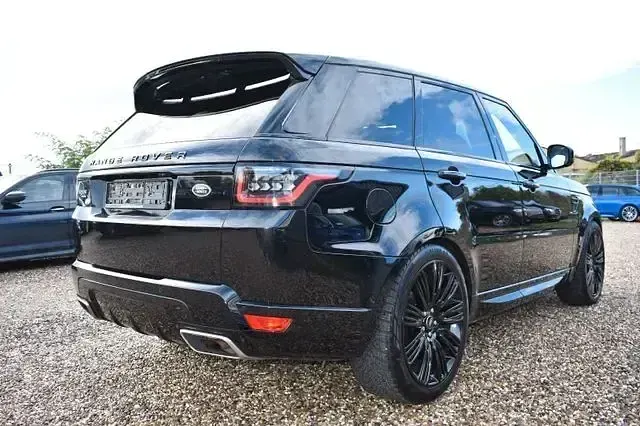 Gebraucht Land Rover Range Rover Sport Dynamic 400 PS (294 kW) 2022 Santorini black SUV