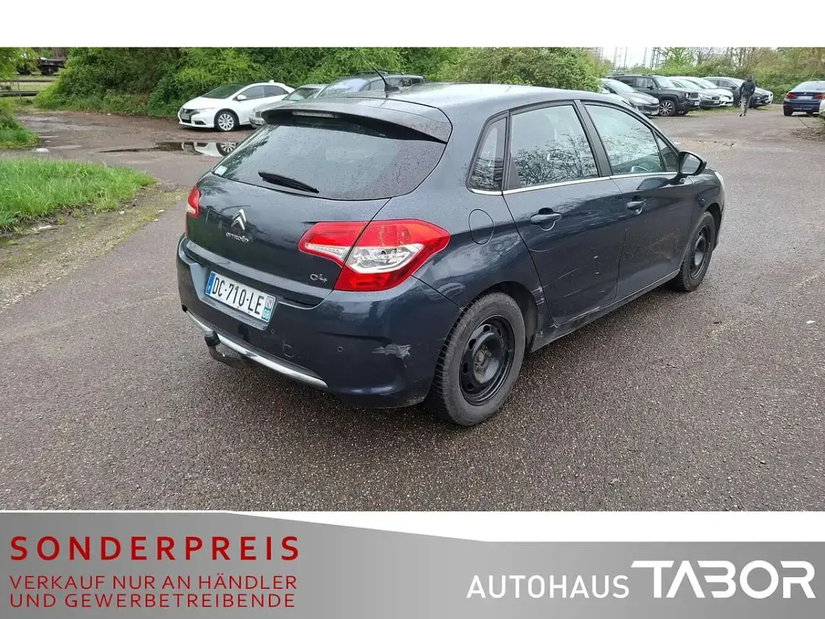 Gebraucht Citroën C4 Tendance 92 PS (67 kW) 2014 Lackierung bourrasque/metallic Limousine