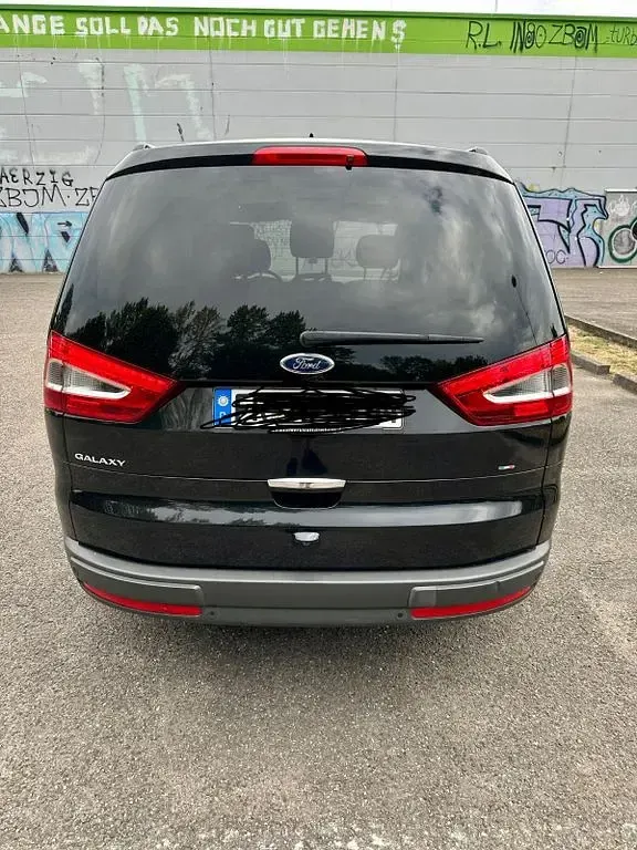 Gebraucht Ford Galaxy Titanium 200 PS (147 kW) 2013 Schwarz Van / Kleinbus