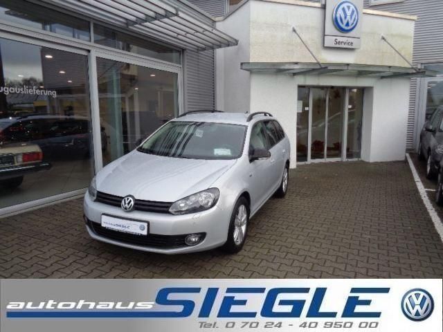 Gebraucht VW Golf VII Business 105 PS (77 kW) 2013 Silber metallic Kombi