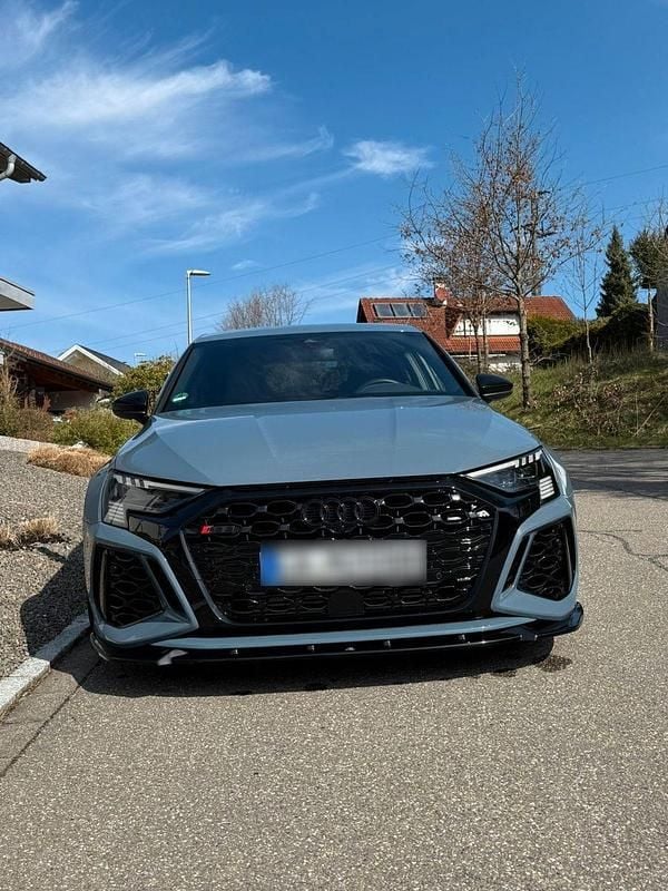 Gebraucht Audi RS3 Ambiente 400 PS (294 kW) 2023 Blau Limousine