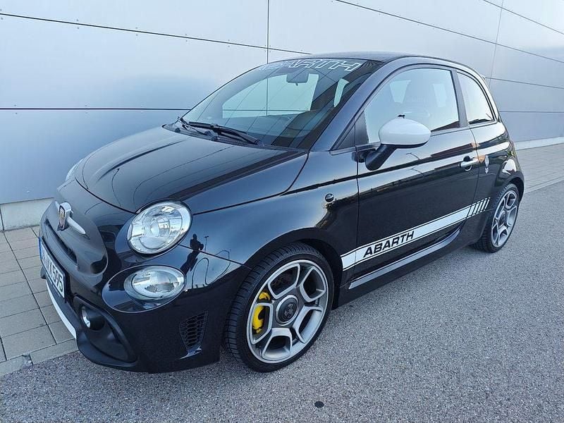Gebraucht Abarth 595 Turismo 165 PS (121 kW) 2019 Schwarz Kleinwagen