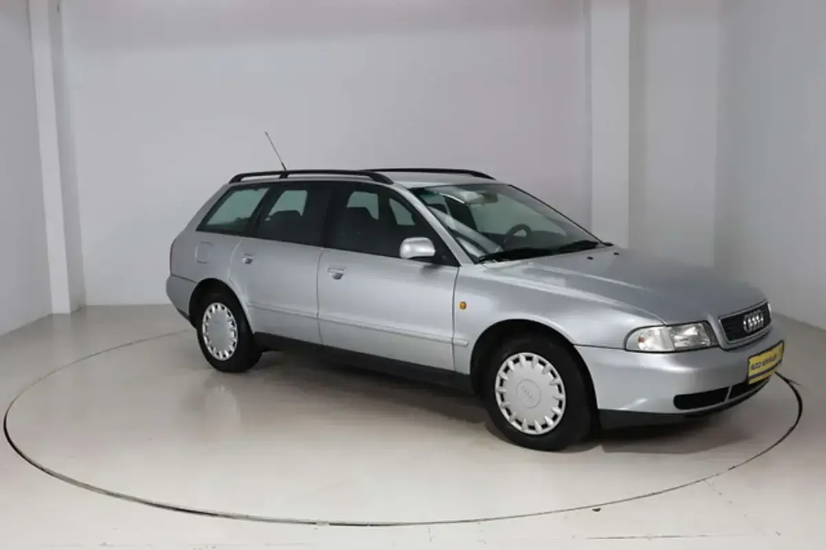 Gebraucht Audi A4 125 PS (91 kW) 1997 Silber Kombi