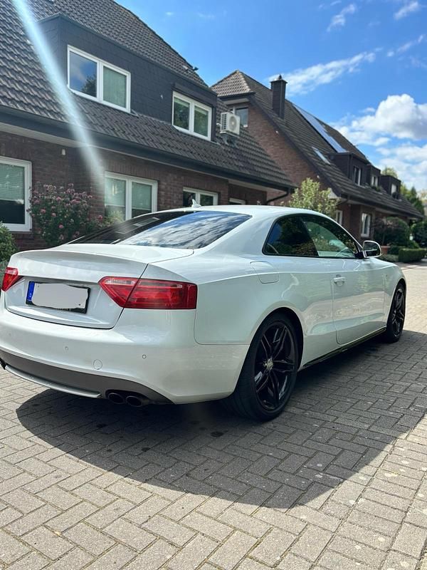 Weiß Gebraucht 2008 Audi S5 Coupé | 7.500 € (Superpreis) - Bild 1/4
