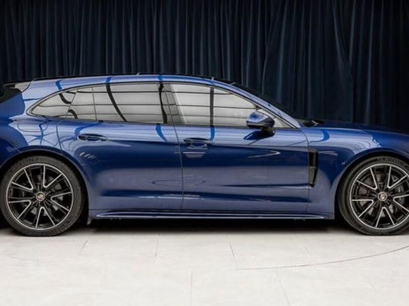 Gebraucht Porsche Panamera Platinum Edition 462 PS (339 kW) 2023 Enzianblau Kombi