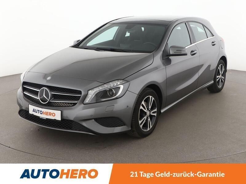 Grau Gebraucht 2014 Mercedes A180 Style Limousine | 14.130 € (Fairer Preis) - Bild 1/3