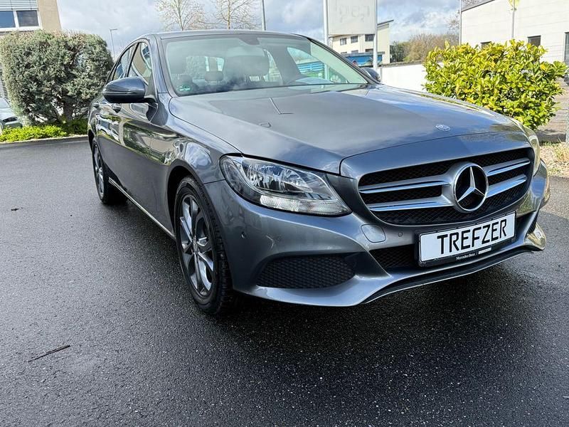 Gebraucht Mercedes C200 136 PS (100 kW) 2017 Grau Limousine