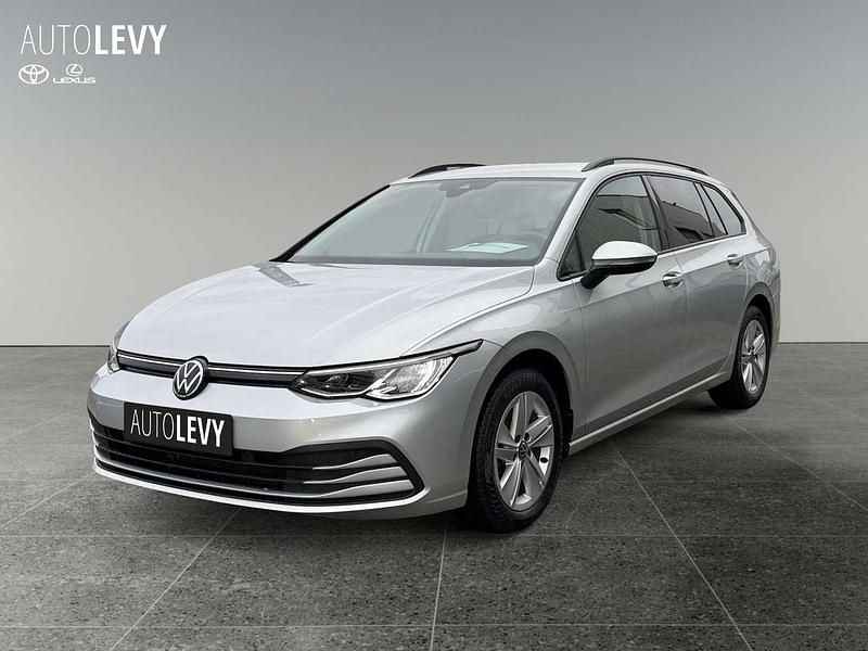 Gebraucht VW Golf VIII 131 PS (96 kW) 2024 Reflexsilber metallic Kombi