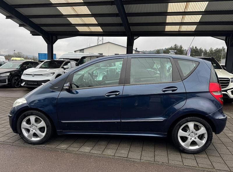 Gebraucht Mercedes A170 116 PS (85 kW) 2005 Blau Limousine