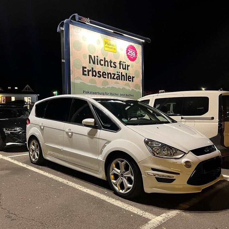 Gebraucht Ford S-MAX S 163 PS (119 kW) 2015 Weiß Van / Kleinbus