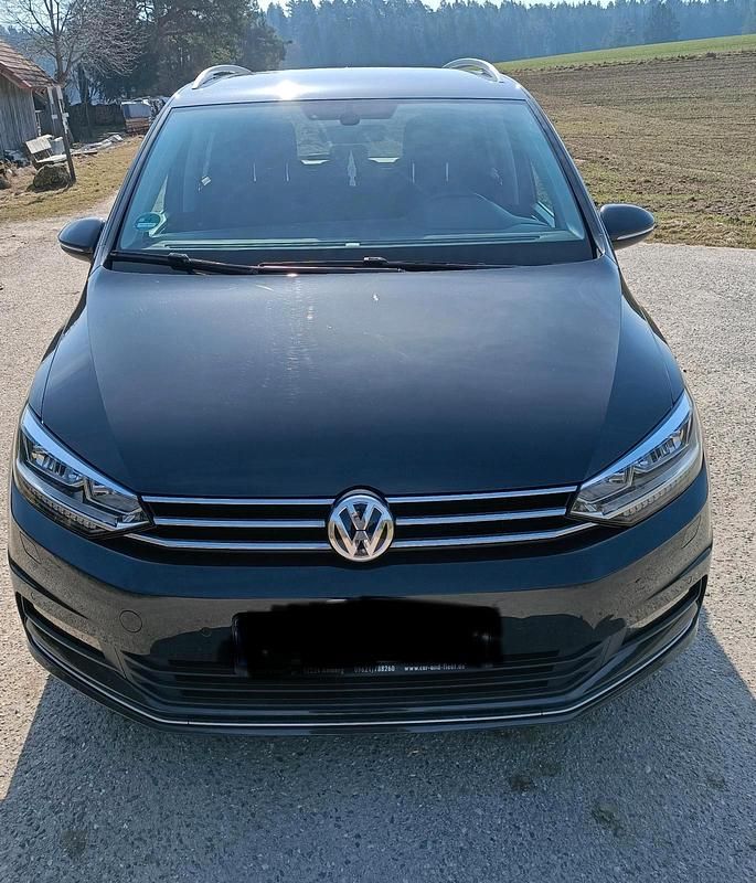 Gebraucht VW Touran Sound 150 PS (110 kW) 2017 Grau Van / Kleinbus