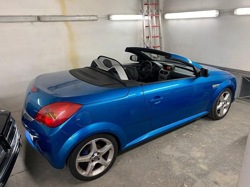 Gebraucht Opel Tigra 125 PS (91 kW) 2004 Cabrio