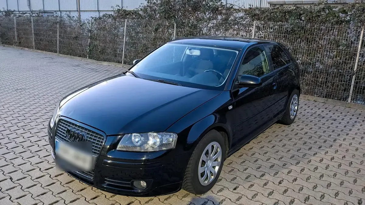 Gebraucht Audi A3 102 PS (75 kW) 2005 Schwarz Kleinwagen