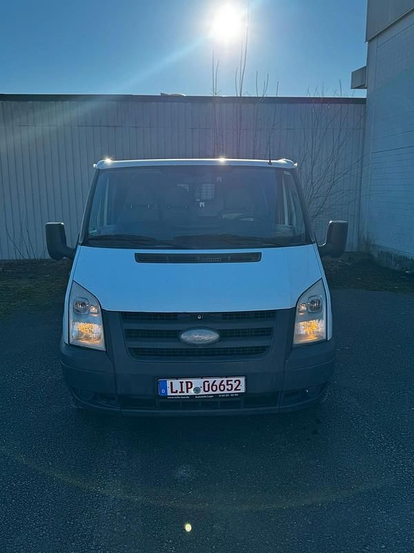 Gebraucht Ford Transit 85 PS (62 kW) 2010 Weiß Van / Kleinbus
