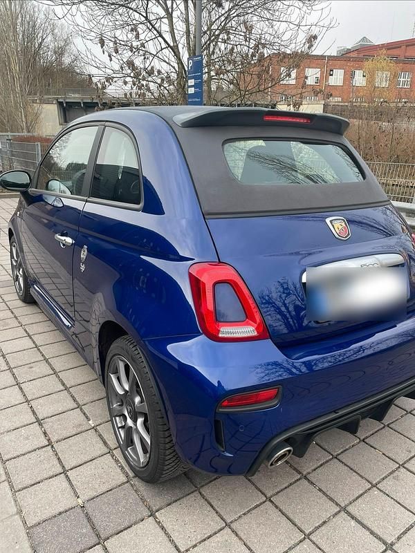 Gebraucht Abarth 595C 145 PS (106 kW) 2019 Blau Cabrio