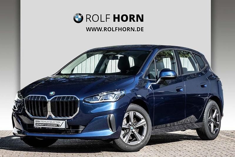 Blau Gebraucht 2024 BMW 218 Active Tourer Van / Kleinbus | 26.620 € (Superpreis) - Bild 1/4