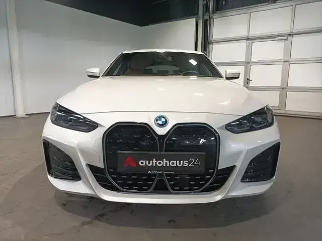 Gebraucht BMW i4 M Sport 250 kW (340 PS) 2023 Weiß Limousine