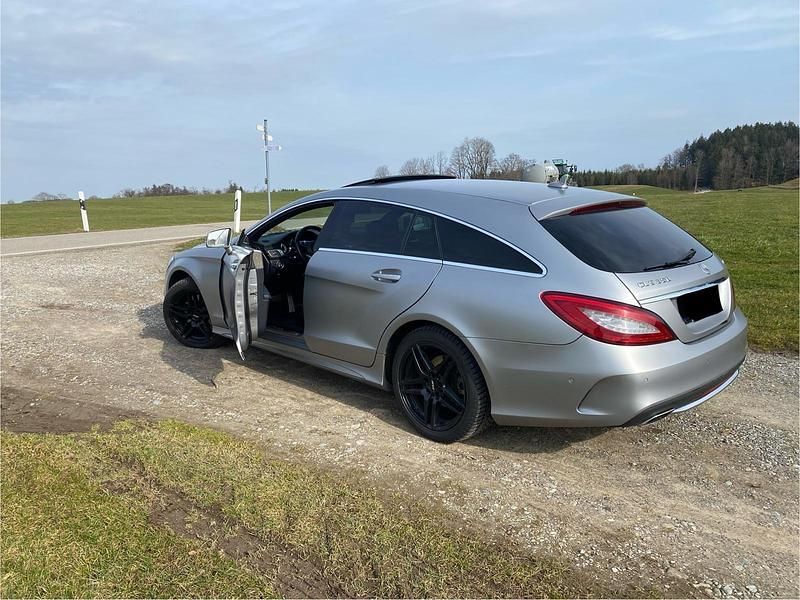 Gebraucht Mercedes CLS350 Style 256 PS (188 kW) 2015 Silber Coupé