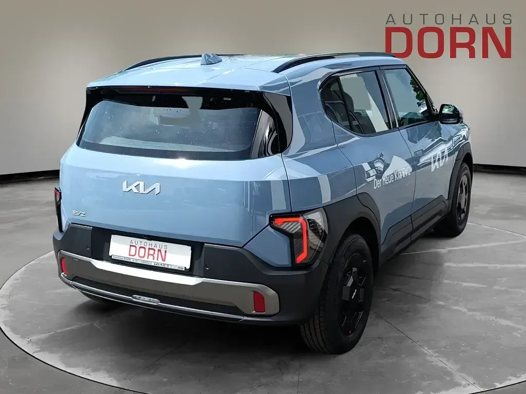 Neu Kia EV2 Earth 108 kW (147 PS) 2026 Frost blue SUV