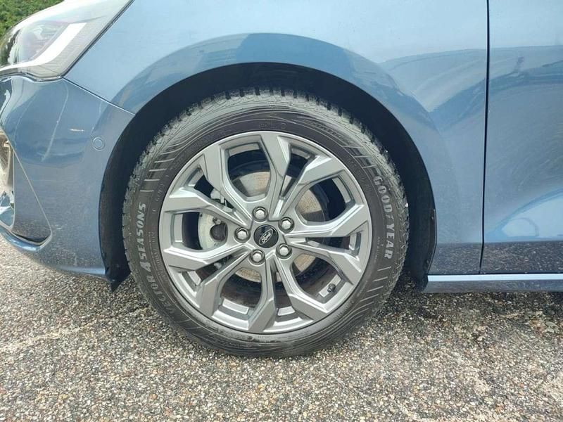 Gebraucht Ford Focus ST-Line X 155 PS (114 kW) 2024 Blau Kombi