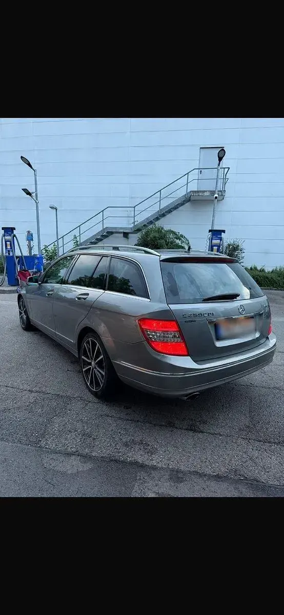 Gebraucht Mercedes C250 Avantgarde 204 PS (150 kW) 2012 Grau Kombi