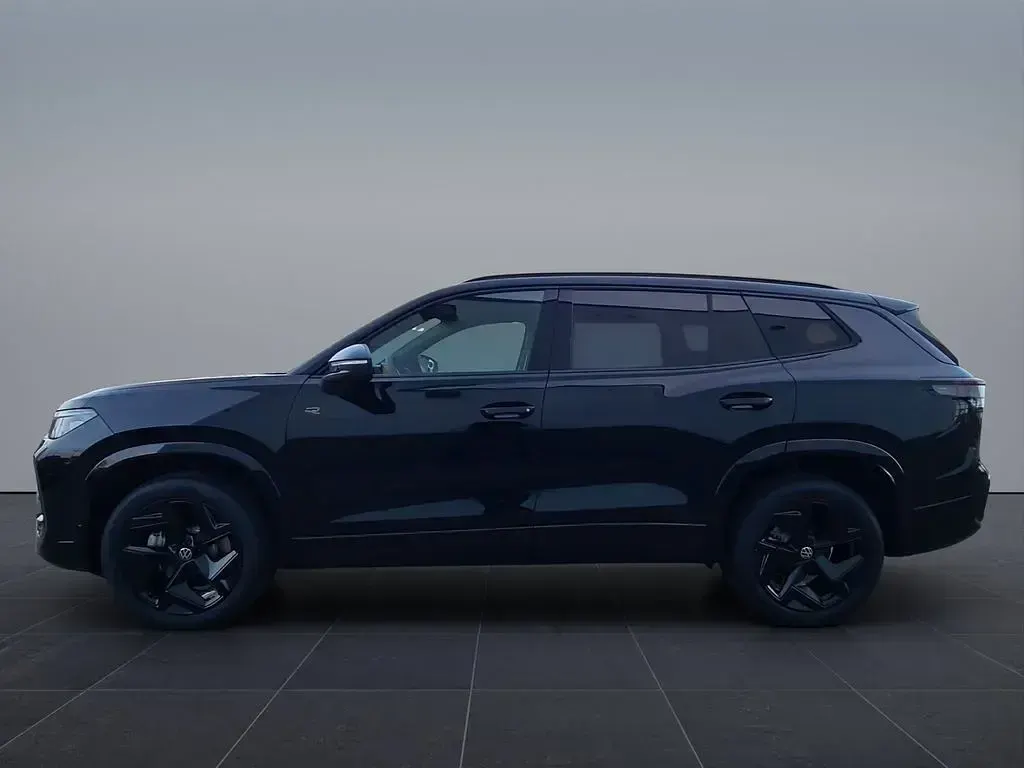 Gebraucht VW Tayron R-line 150 PS (110 kW) 2025 Grenadillschwarz metallic SUV