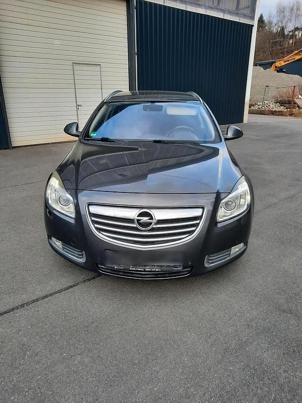 Gebraucht Opel Insignia 260 PS (191 kW) 2010 Grau Kombi
