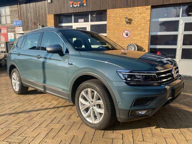 Blau Gebraucht 2000 VW Tiguan Allspace Highline SUV | 29.990 € - Bild 1/4